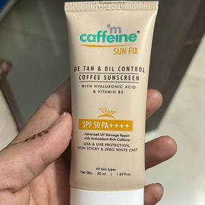 DE TAN & OIL CONTROL COFFEE SUNSCREEN