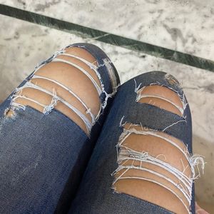 Zara Damage Jeans