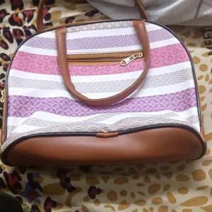 SIMPLE CUTE HAND BAG