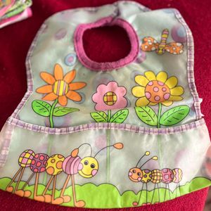 Preloved EZ Clean feeding Bib-Garden