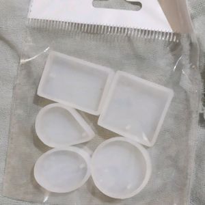 5 Pandant Mould