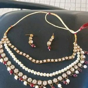 Pearl And Stone Jewellery Set