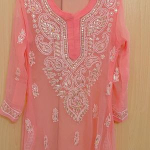 lucknowi chikankari kurti