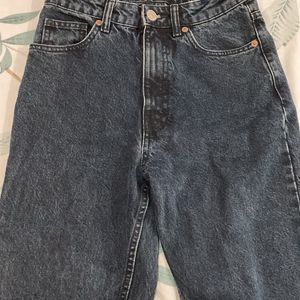 Zara High Waisted Mom Jeans