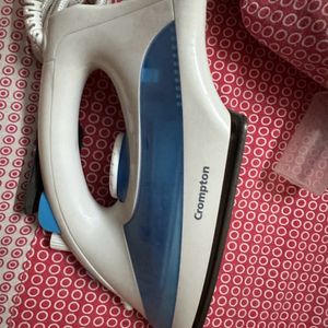 Crompton Steam Iron Unused But Body Damage