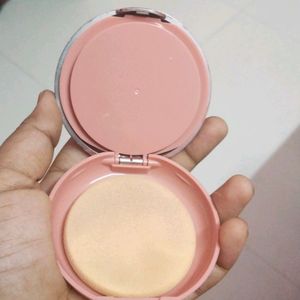 Lakme 9 To 5 PRIMER+MATTE POWDER FOUNDATION