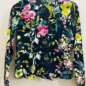 Vero Moda Black Floral Top