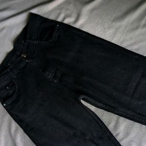 Black Straight Fit Baggy Jeans