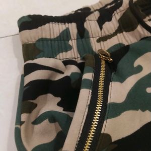 Camouflage Print Very Soft Material Pant For Women
