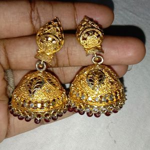 Traditional Golden Jhumkis