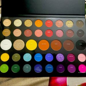 Morphe X James Charles eye shadowPalette