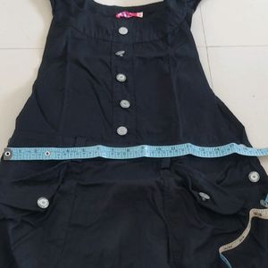 Gorgeous short black dungaree with inner top