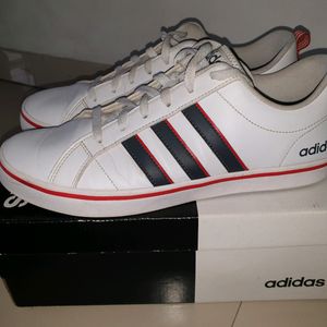 Adidas Vs Pace shoes white black red