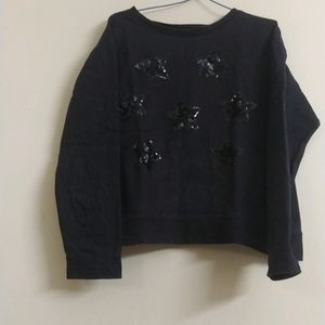 Black Crop Top For Cosy Winter