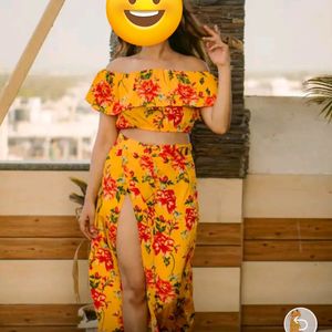 🏖️ Berrylush Yellow Floral 2-Piece Set