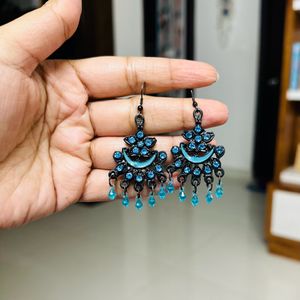 Pair Of 2 Earrings