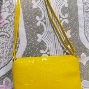 Yellow 💛 Sling Bag For Women