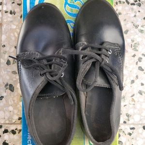 School Black Shoes