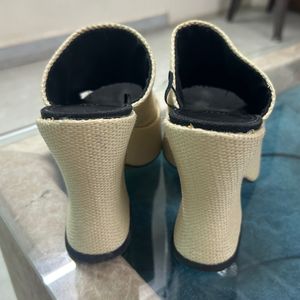 Platform Straw mule