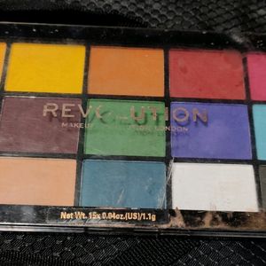 Makeup Revolution London Eyeshadow Palette