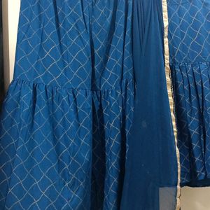 Beautiful Gharara Short Kurta Set With Dupatta 😍