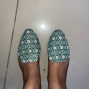 Jaipuri Embroidered Sandles