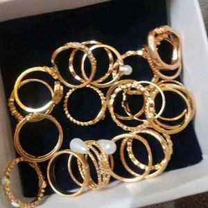 Women's Rings Golden Colour