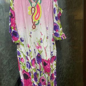 Pink  Printed Cotton Suit With Patch On Neck