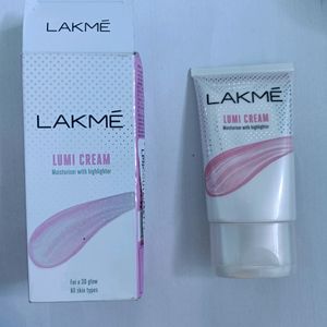 Lakme Lumi Cream