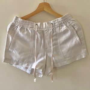 Gap White Shorts