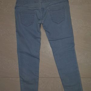 light blue skinny jeans