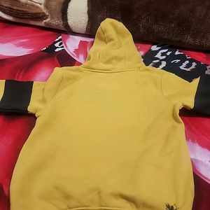 Boys Sweatshirt 6 To 8 Yrs Old