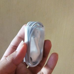 Samsung White Earphones