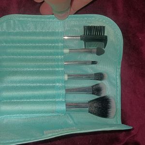 Miniso Travel Makeup Brush Kit