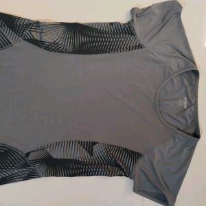 Reebok gym t shirt