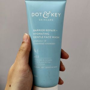 Barrier Repair + Hydrating Gentle Face Wash