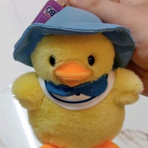 Baby Duck 🐣🐤 keychain