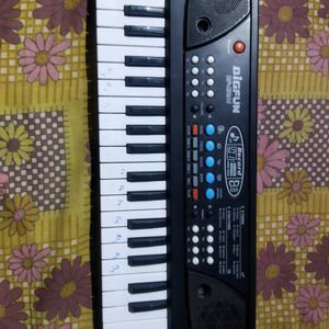 MUSICAL KEYBOARD 🎹