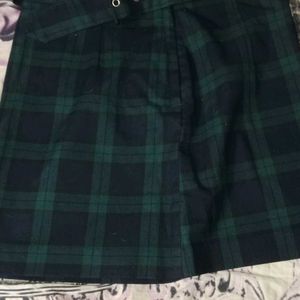 H & M skirt