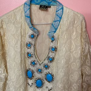 Full Sleeves Off White Kurti