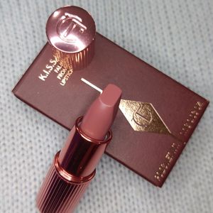 Charlotte Tilbury Lipstick ❣️💕