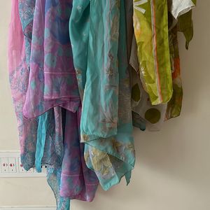 4 Multicoloured Dupattas Combo