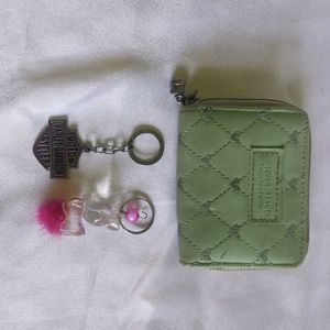 Forever Beauty Wallet + 2 Free Keychains