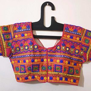 💥🆕️ Multicolour Heavy Embroidered Blouse