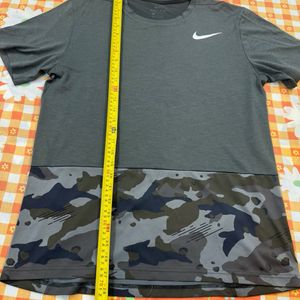 New NIKE tshirt Drifit Sport Wear