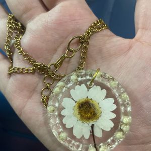 Flower Embedded In Resin Necklace