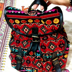 Beautiful Bag!! Grab ASAP !!