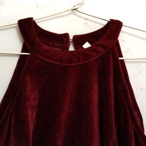 📢 Sale 📢 Sale 📢 Sale 📢 Designer Velvet Maroon party Wear Dress With 2 Front Slit