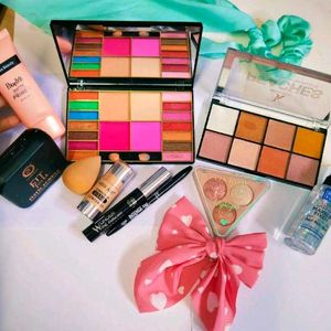 Make Up Combo With Freebies