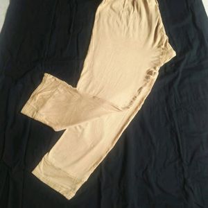 Lyaca Women Legging.